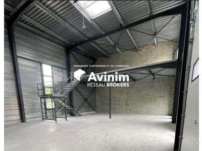 Location Locaux d'activités - Entrepôts à Bourgoin-Jallieu