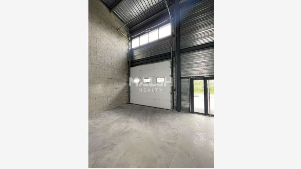 Locaux d'activités neufs 605m² à Bourgoin-Jallieu
