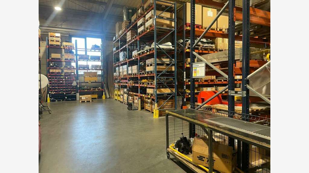 Local d'activité de 6580m² à louer ZA Bournezeau