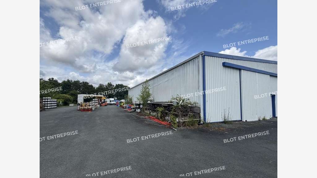 A louer locaux d'activités 500m² à Bouvron