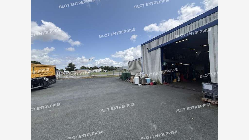 A louer locaux d'activités 500m² à Bouvron