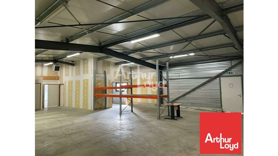 A louer local d'activité 360m² sur Bressuire (79)