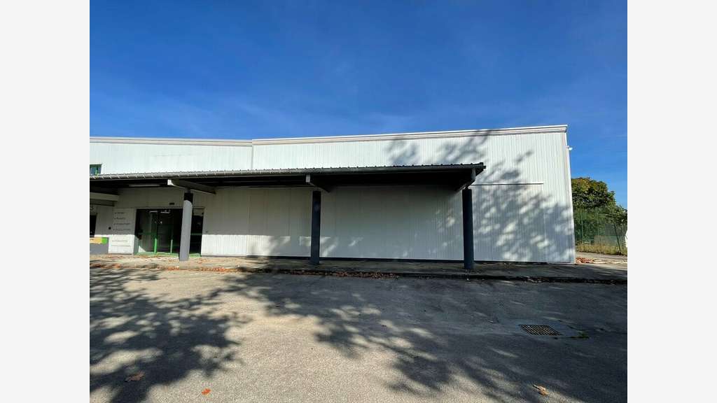 A louer local d'activité bureaux de 1250m² à Brest