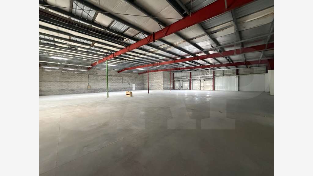 Local d’activité de 1 115m² à louer à Brest