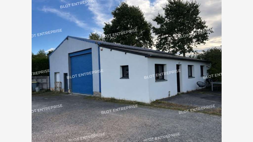 A VENDRE - LOCAL D'ACTIVITES - BRETEIL - 180 m²
