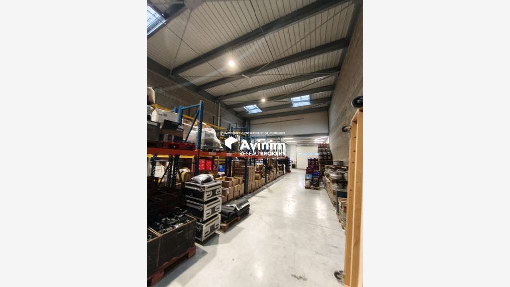 A louer local d'activité 450m² Brétigny-sur-Orge