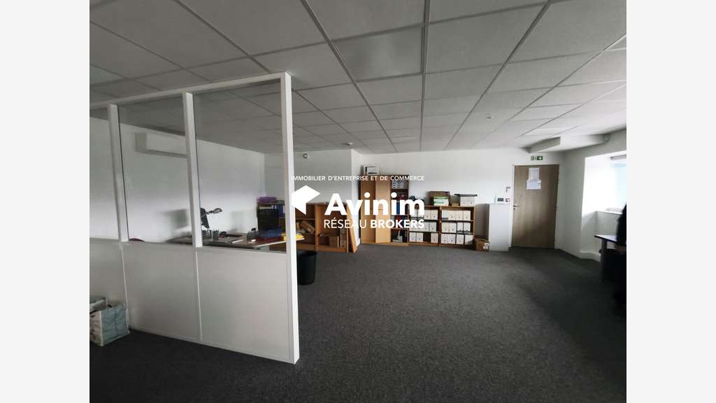 A louer local d'activité 450m² Brétigny-sur-Orge