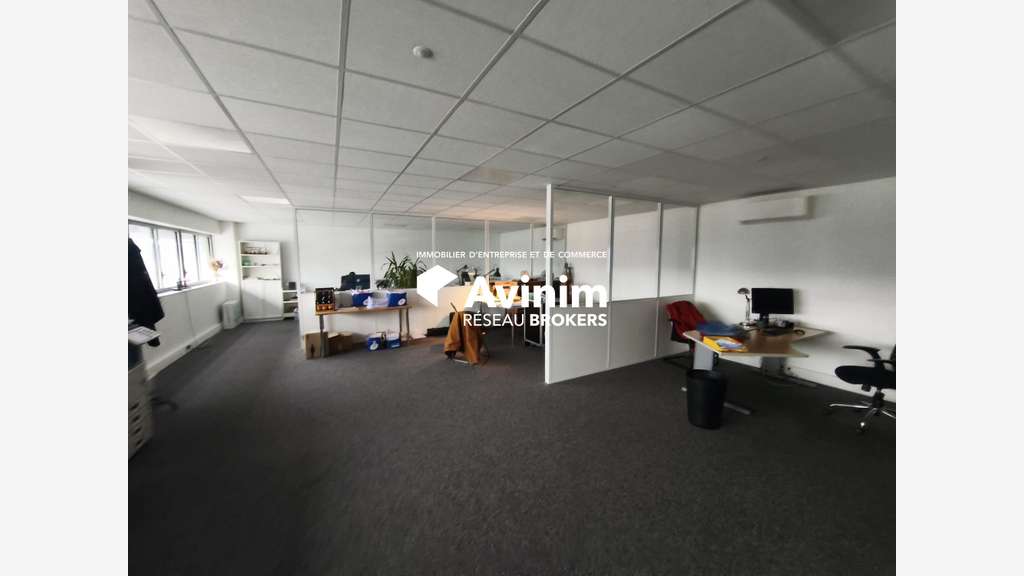 A louer local d'activité 450m² Brétigny-sur-Orge