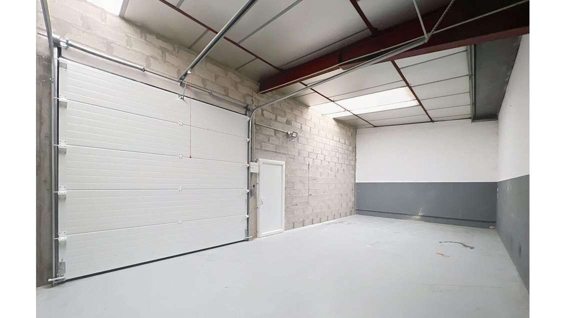 Location local d'activités 43m² Brie-Comte-Robert