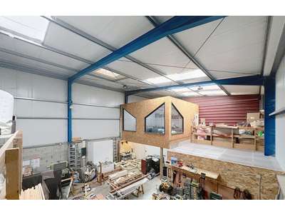 Location Locaux d'activités - Entrepôts à Brie-Comte-Robert