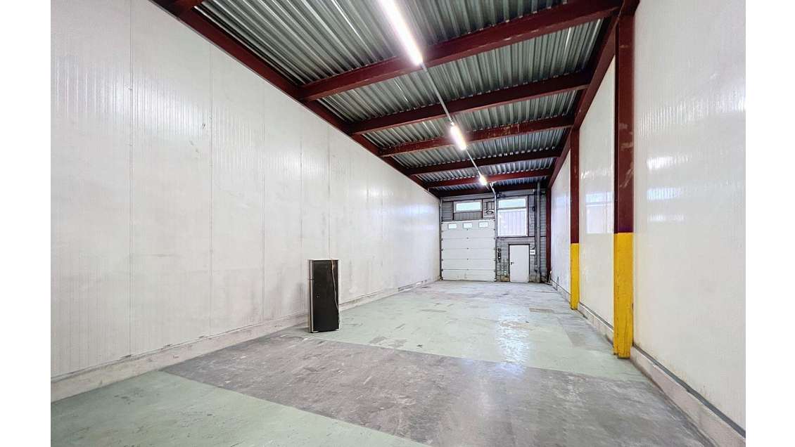 Location local 100m² ZA de la Haie Passart 