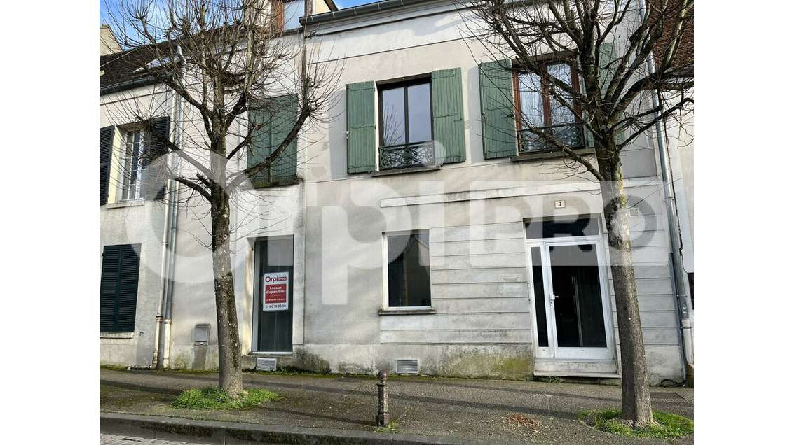 Local professionnel à louer à Brie-Comte-Robert