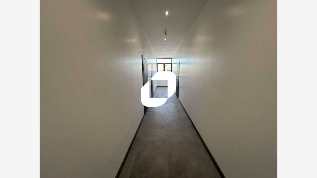 A louer Local d'activité 205m² Brie comte robert