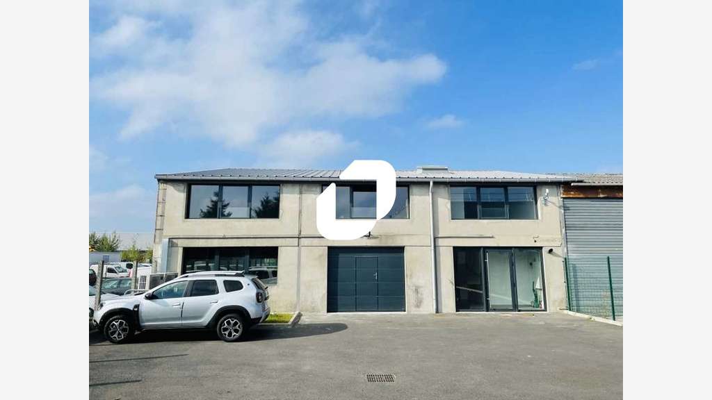 A louer Local d'activité 305m² Brie comte robert
