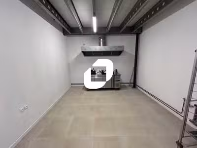 A louer Local d'activité 200m² Brie comte robert