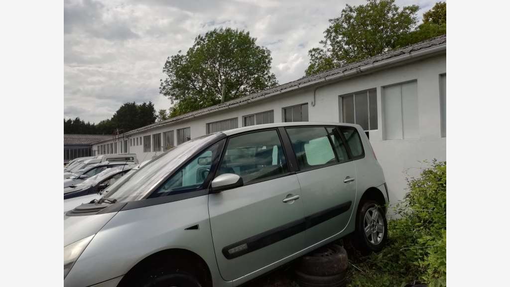 Location local d'activités 800m² proche d'Auxerre