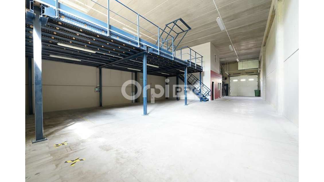 A louer local d'activité 348m² à Brignais  déal