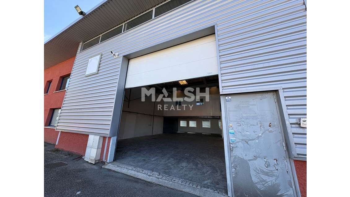 Local d'Activités à BRIGNAIS - A LOUER - 230 m²