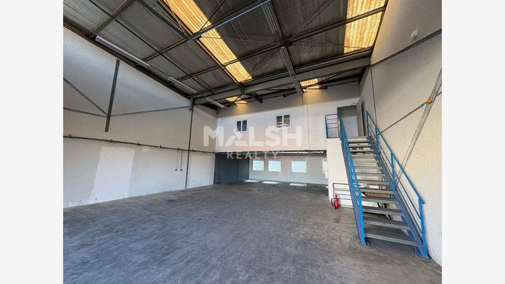 A louer local d'activités 230m² en ZA à Brignais