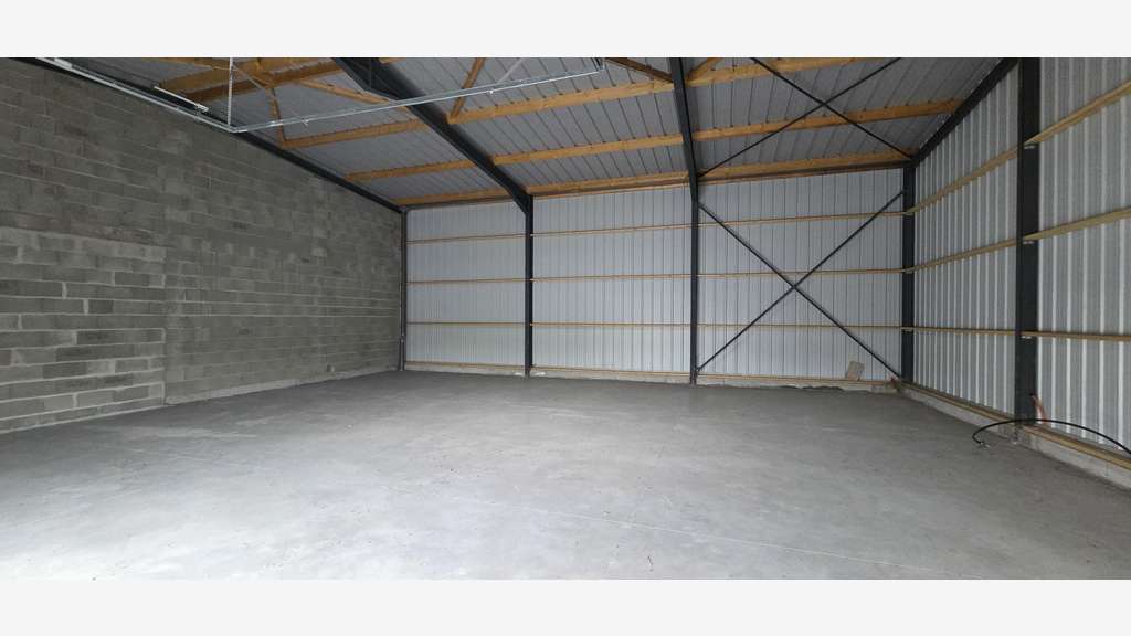 Loue local d'activité 188m² Brissac-Loire-Aubance