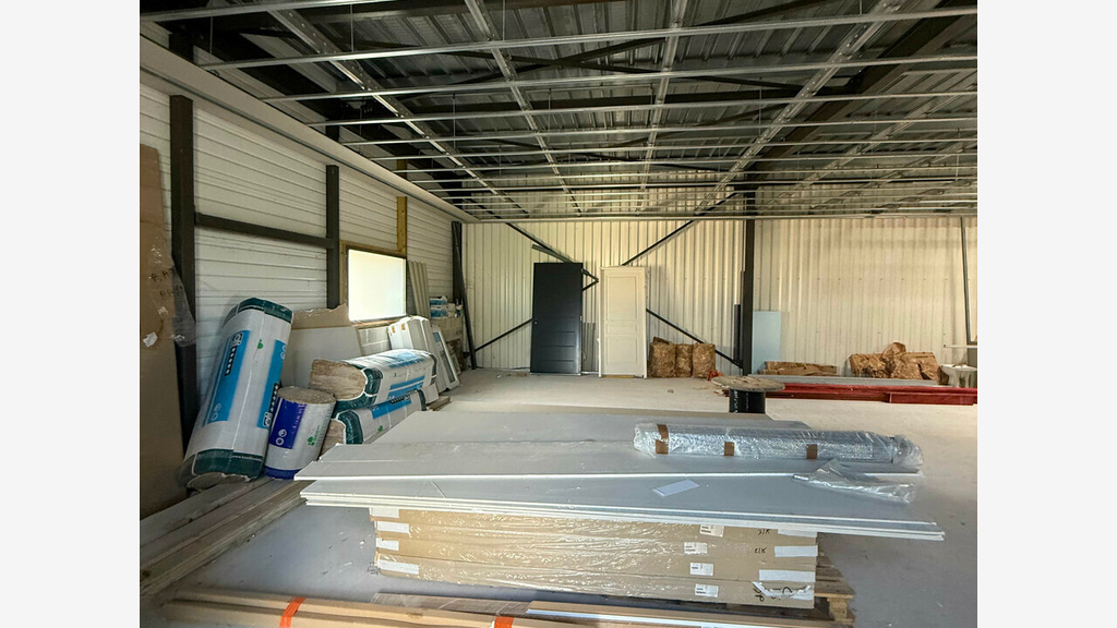 A louer bureaux 100m² axe très passant Brive Ouest