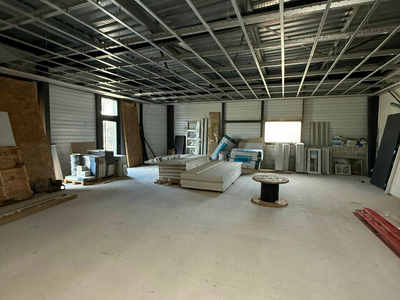 A louer bureaux 100m² axe très passant Brive Ouest