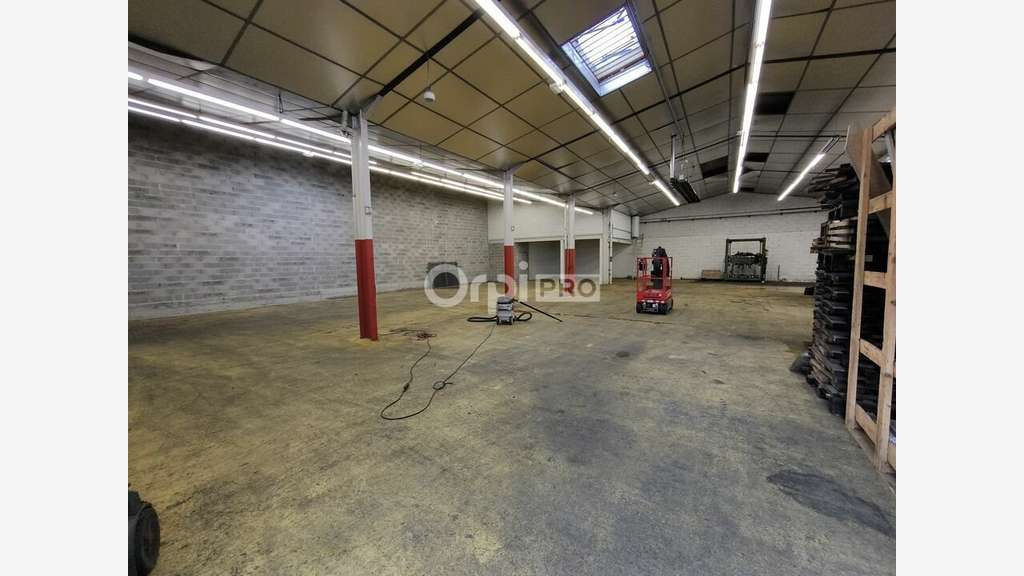 A louer entrepôt 600m² à Brive ZI Cana Ouest