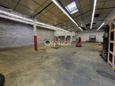 Location Locaux d'activités - Entrepôts à Brive-la-Gaillarde