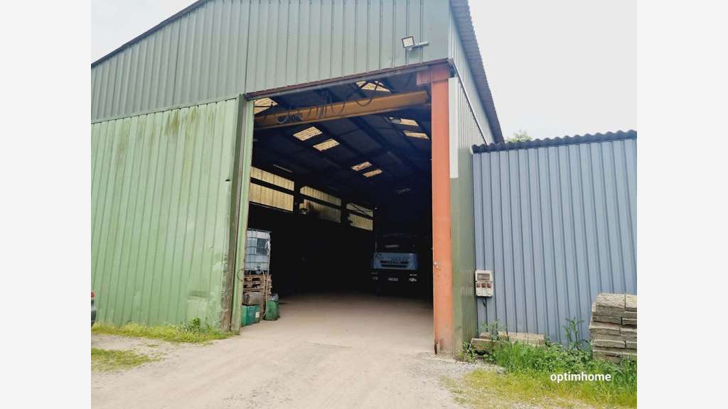 Local d'activité de 325m² à louer à Brive Ouest