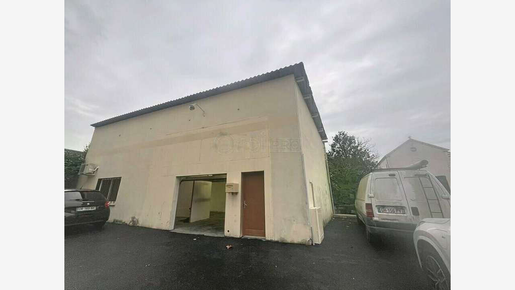 A louer local entrepôt 70m² à Brive-la-Gaillarde