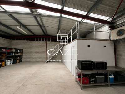 A louer bâtiment de 440m² accès rapide à Bruges