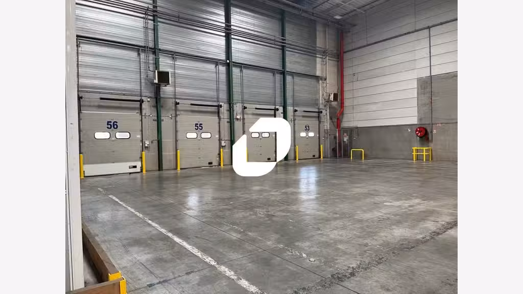 A louer Local d'activité 4896m² Bruyeres sur oise