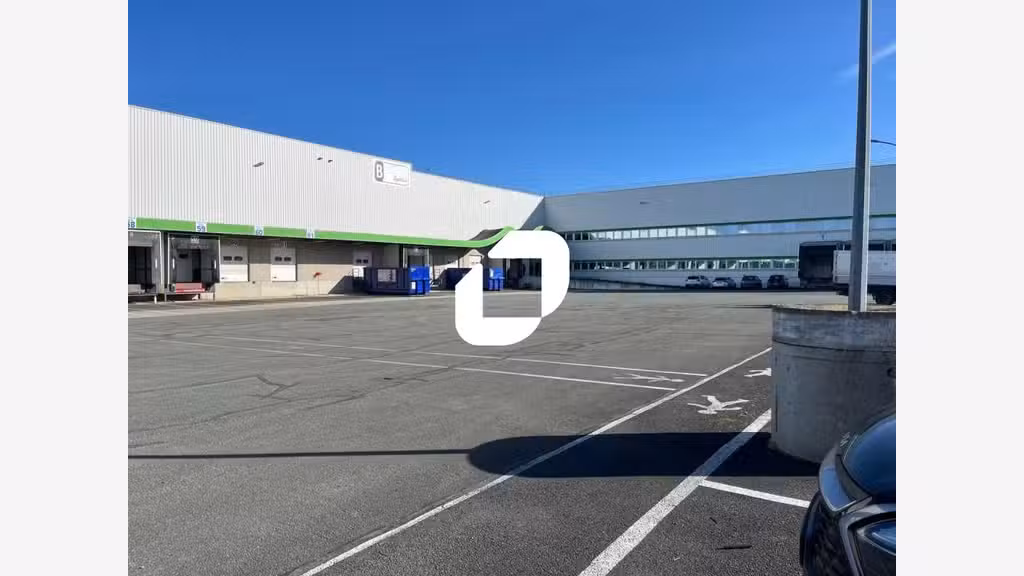 A louer Local d'activité 5147m² Bruyeres sur oise