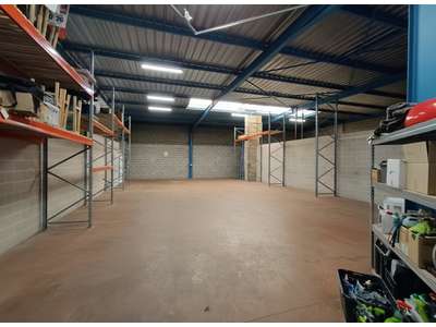 Location Locaux d'activités - Entrepôts à Bruz