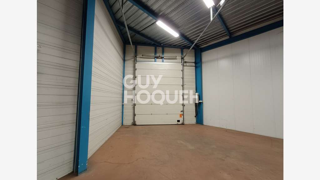 A louer local d'activité 385m² ZA dynamique à Bruz
