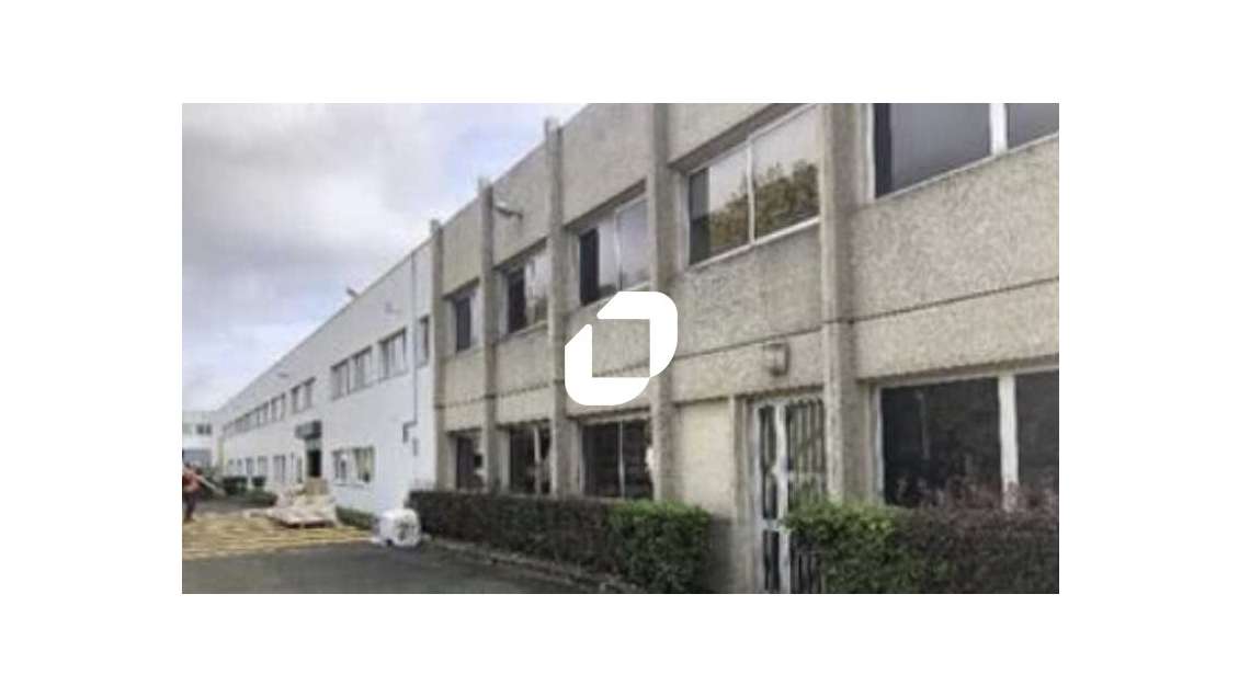 A louer Local d'activité 5530m² Buc