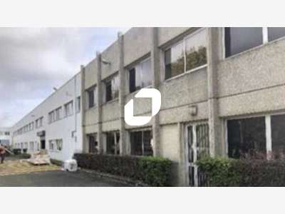 A louer Local d'activité 5530m² Buc