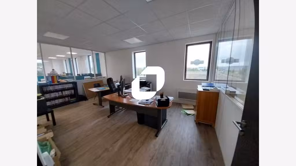 A louer Local d'activité 496m² Buchelay