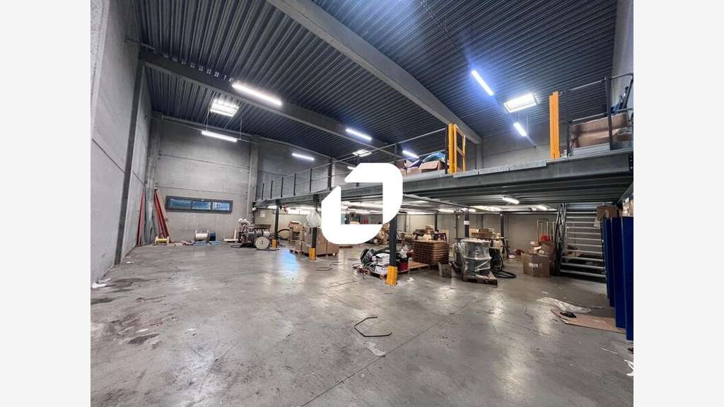 A louer Local d'activité 454m² Bussy saint georges