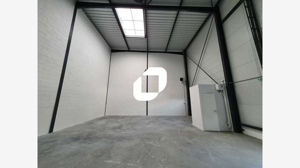 A louer Local d'activité 112m² Bussy saint georges