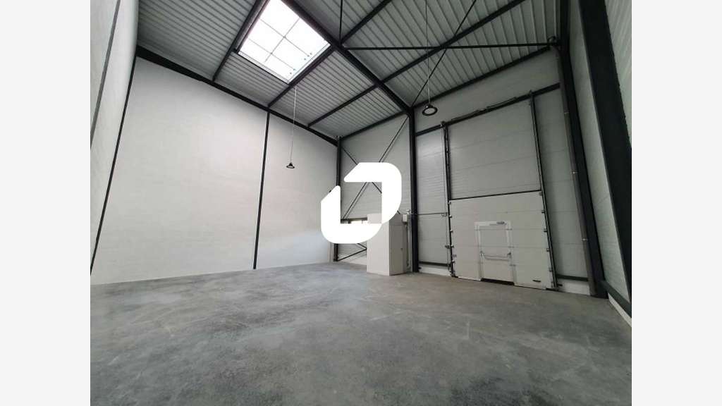A louer Local d'activité 112m² Bussy saint georges