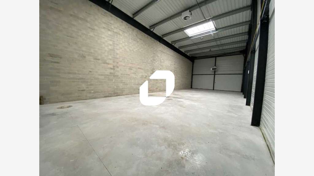A louer Local d'activité 417m² Bussy saint georges