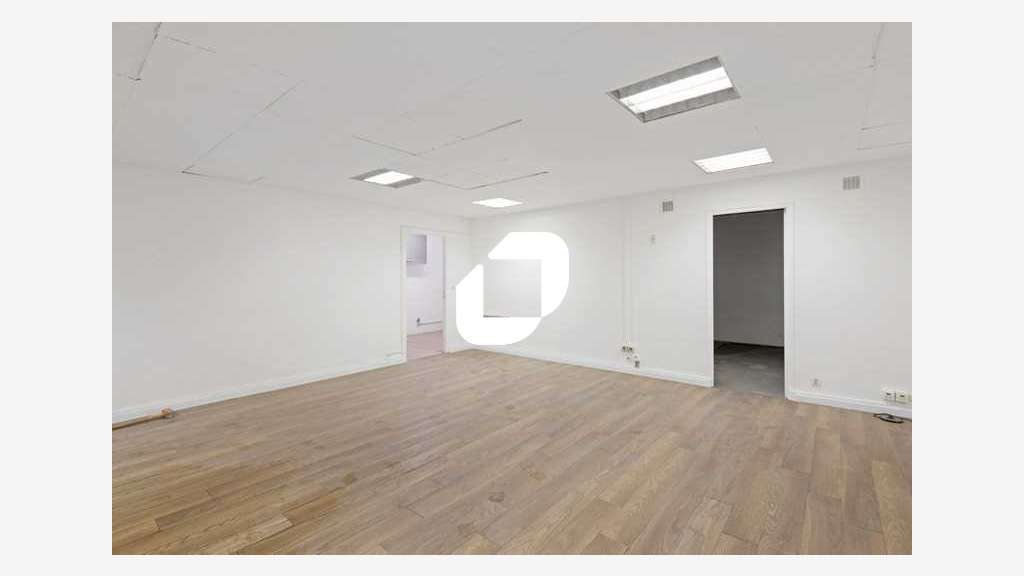 A louer Local d'activité 351m² Cachan
