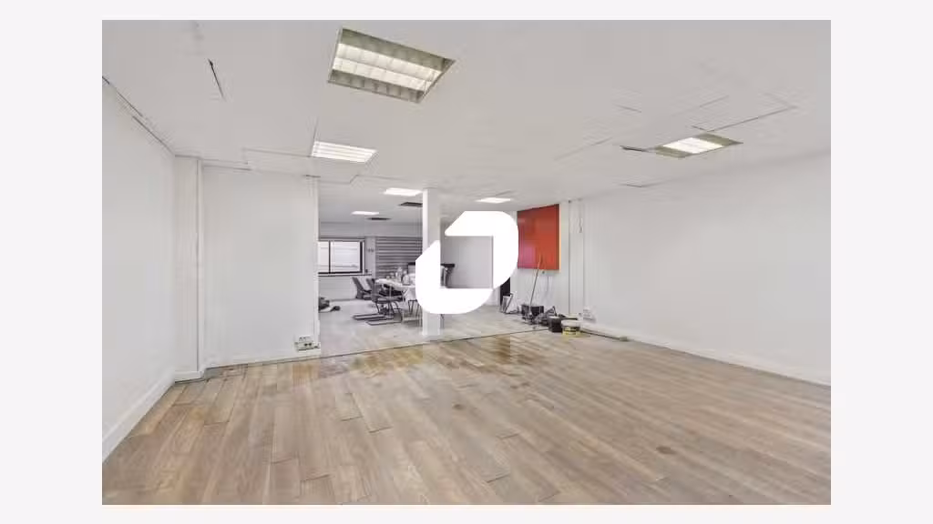 A louer Local d'activité 351m² Cachan