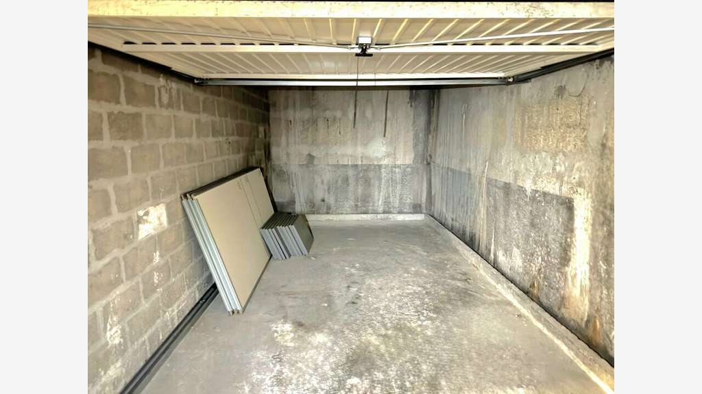 Loue boxs fermés 30m² Maréchal Juin Cagnes-sur-Mer