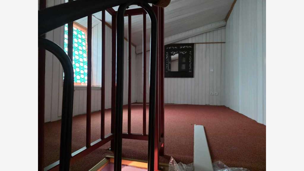 LOCATION BATIMENT 3600 m²