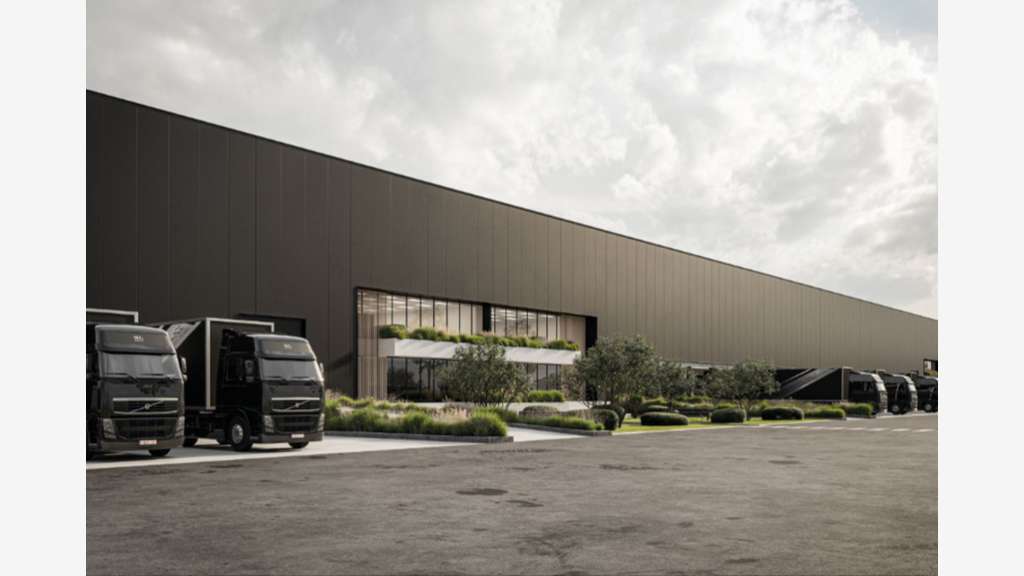Entrepôt logistique de 98 000m² à louer à Calais