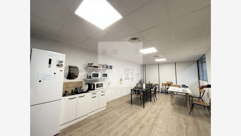A louer bureaux de 115m² à Caluire et Cuire