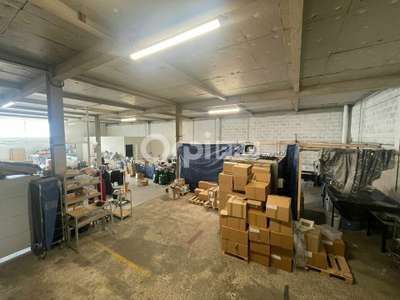 Local d'activité 1060m² à louer à Caluire et Cuire