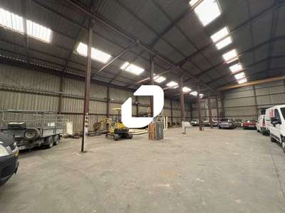 Location Locaux d'activités - Entrepôts à Camblanes-et-Meynac